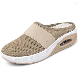 Fitness Shoes Women Slippers Sandals 2024 Summer Platform Beach Breathable Mesh Flat Flip Flops Zapatos Mujer