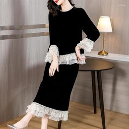 Work Dresses 2024 Autumn/Winter Silk Beaded Top With Lace Splice Half Skirt Two Piece Chinese Style Loose Size Velvet Long Dress Set