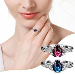 Cluster Rings Creative Silver Colour Hollow Out Blue Red Crystal Finger Ring Inlaid Micro Paved Tiny Rhinestone For Women Jewellery Engagement