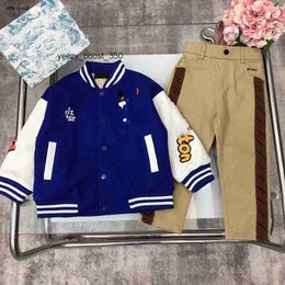 Burberrlies Luxury kids Tracksuit designer baby Baseball suit Size 100-150 Long sleeved zipper boys jacket and Khaki casual pants Dec10