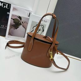 10A New Mius patent leather top handle bag luxury tote designer women leather handbag tote summer Miui weekender travel cross body fashion brown black shoulder bags