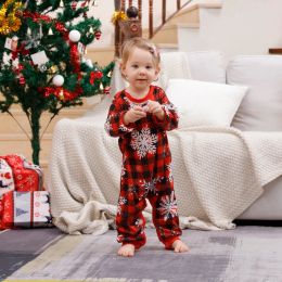 お母さんのお父さんの子供たちの睡眠服の赤ちゃんロンパン・ロンマー・ルックメリークリスマスファミリーマッチング衣装サンタツリープリント半袖パジャマセット
