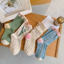 4 Pairs of Sashionable Long Socks for Girls Tulip Pile Socks Flower Series Medium Tube Socks