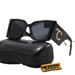 Designer para óculos popular carta óculos de sol feminino moda metal óculos de sol com caixa