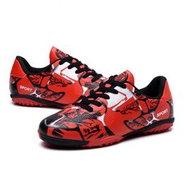 Red Kids Sneakers Men Women Soccer Cleats Girl Football Boots Turf Spikes Indoor Trainers Shoes Boys Chuteira Futebol 240321