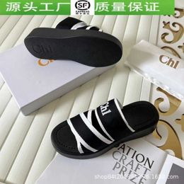 Designer Chlee Slippers 2024 Early Spring New Light Luxury Fashion Cross Slippery Womens Shoes C Series Embroidered Thick Sole One line Cool