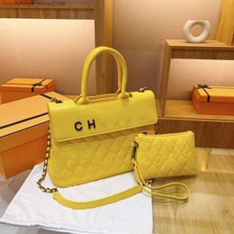 Leather Handbag Designer Specials Hot Brand Women's Bags Bag Women New Fashion Scarf Commuting Large Capacity Tote