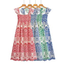 Mehrfarbig besticktes Kleid mit Volantärmeln für Damen im Großhandelsstil