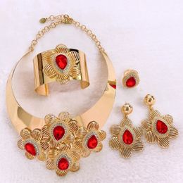 Dubai Gold Plated Women Stone Set Luxury Necklace Chrysanthemum Bud Shape Colourful Stone Shiny Pendant Wedding Party Jewellery 240315