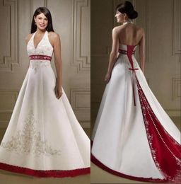 Vintage White and Burgundy Satin A Line Wedding Dresses Halter Neck Embroidery Beaded Open Back Lace Up Court Train Wedding Bridal7347683