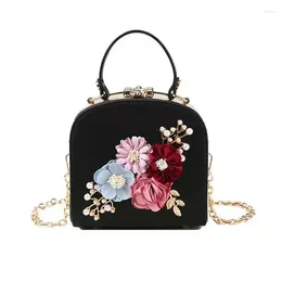 Shoulder Bags 2024 Hit Color Double Lock Clip Flower Pearl Chain Small Square Package Handbag Leather With Iron Patchwork Bag 822