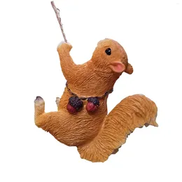 Garden Decorations Fake Squirrel Tree Decorative Ornaments Simulated Climbing Animal Statue Outdoor Decoration