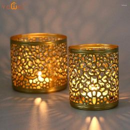 Candle Holders 1Pc Iron Holder Geometric Hollow Vintage Nordic Lanterns Table Ring Candlestick Cup Wedding Decor