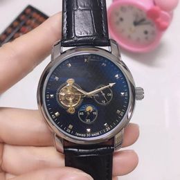 Mens Datona classics Watch Automatic mechanical movement Wristwatch Designers Men Watches Stainless Steel Strap Gold Wristwatches Montre de luxe Women Watches