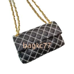 7A Quality Popular Fashion Item Design Women's Classic Chain Bag Imported Hardware Diamond Pattern Flip Panel Bag Super Versatile One Shoulder Crossbod