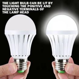 oobest LED Emergency Light Led Bulb E27 Led Lamp 5W 7W 9W 15W Rechargeable Battery Lighting Lamp For Outdoor Lighting With Hooks