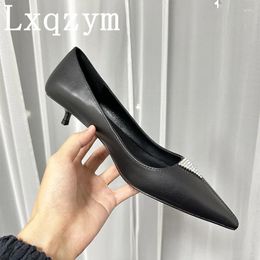 Casual Shoes Pointy Toe Solid Patent Leather Crystal Decor Slip On Thin Low Heel Office Ladies Runway Large Size 44 High Quality