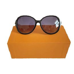 Mode solglasögon för män och kvinnor UV -skydd varumärkesglasögon damdesigner klassiska glasögon