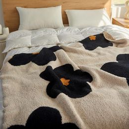 Blankets INS Korean Style Designer Sunflower A-class Half-pile Knitted Blanket Sofa Office Nap Autumn And Winter