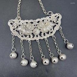 Decorative Figurines Antique Chinese Handmade Miao Silver Necklace Chain Pendant Handicraft
