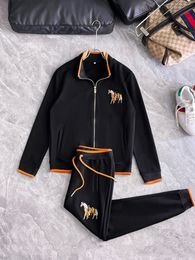 Mens Womens Sweatshirts Suits Designer Sportswear Jogging Sportsuits Casual Long sleeved 2 pcs Set Sportspants Street Clothing Zip Jacket Sportswear#A7