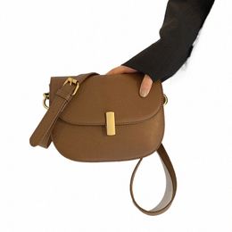 2023 Spring and Summer New Bag Women's Trendy Korean Versi of The Shoulder Menger Ins Fi Saddle Bag Luxury Handbags f2n4#