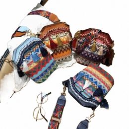 fi Bohemian Ethnic Style Women's Straw Woven Shoulder Menger Bag Retro Casual Tassel Bucket Bag X4F3#