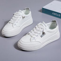 Casual Shoes Thick Bottom Breathable Wear Resistance Sports Board 2024 Simple All-match Little White Female Spring