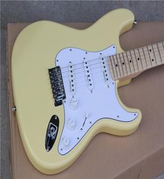 sell good quality Yngwie Malmsteen electric guitar scalloped fingerboard bighead basswood body standard size2660278