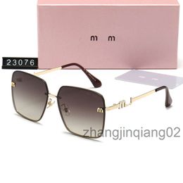 Designer Mui Mui Sunglasses Cycle Luxury Sunglass Mens Womans New Baseball Driving Travel Festival Fashion Sports Golden Alloy Tea Polarize Sun Glasses