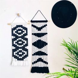 Tapestries Rushed Classical Black WhiteHand Woven Macrame Wall Hanging Tapestry Bohemian For Decor Living House Decoration Room