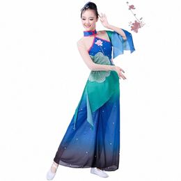ladies classical dance Yangko dancer female umbrella dance fan dance performance c8gK#