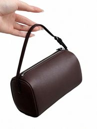 2024 Genuine Leather Minimalist Holder Bag New Lunch Box Handbag Top Quality Luxury Designer Brand Calfskin Women Hobos T89t#