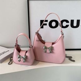 Designer Luxury fashion Tote Bags Sweet Pink Bow Handheld Bag for Women 2024 New Trendy South Korean Underarm Bag Chain Strap Crossbody Bag