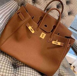 Designer Bags Handbags Litchi Pattern Togo Calf Leather Buckle Womens Versatile Bride Handbag 30 35 Large Bag Have GWEC bag