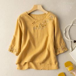 Women's T Shirts Summer V-Neck Half Sleeve T-shirt Women Casual Cotton And Linen Tops Vintage Embroidery Loose