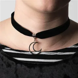 Pendant Necklaces Girls Cloth Gothic Choker Black Velvet Collar Necklace Moon Exquesite Handmade Unique Adjustable Men's And Women's Gifts