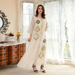 Ethnic Clothing Abaya Muslim Cotton And Linen Temperament Four Sides Sequin Embroidery Floral Skirt Skin Color Loose Version Fashion Gown