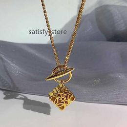 Designer Necklace loews Luxury jewelry Top accessories Gold Colorless Necklaces for Women Popular Design High Quality Small Square jewelry Christmas gift
