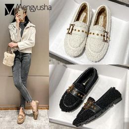 Casual Shoes Pointed Rivets Decoration Fur Flats Women Cotton Moccasins 41-44 Big Size Lamb Loafers Ladies Winter Cosy Plush Mules