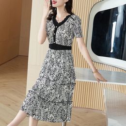 Party Dresses Pleated 2024 Summer Big Size Ink Painting Cake Fashion Temperament Waist Slimming Dress