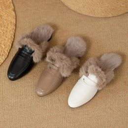 Slippers Women Elegant Leather Plush 2024 Winter Wam Korean Temperament Outdoor Commuter Dress Shoes Mature Flat