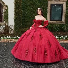 Quinceanera klänningar röd ärmlösa spetsapplikationer bollklänning från axelfjäderkorsetten vestidos para xv anos examen promenad klänning