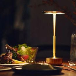 Lâmpada de mesa para quarto, luminária de troca de toque LED, lâmpada de mesa para restaurante Luzes recarregáveis Usb-C Lâmpada de mesa de carregamento