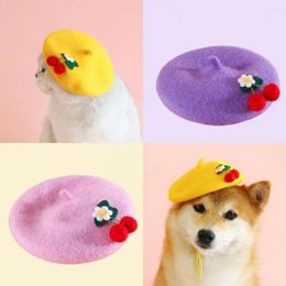 Dog Apparel Warm Pet Hat Cherry Felt Beret Cute Wool Headwear For Cats Dogs Adjustable Buckle Pography Props Year Winter