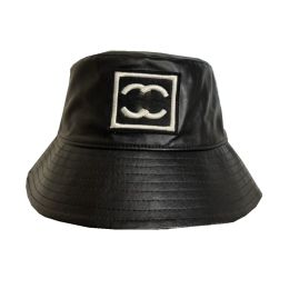 Women's Solid Color Bucket hats Sun Shading Large Brim Hat Versatile Leather Fisherman Hats Letter Embroidery Designer Cap Ball Caps