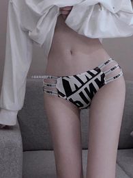 Women's Panties Triangle Underwer Sexy Bottom Pants Letter Printing Comfortable And Low Waisted Crotch Seamless Girl's
