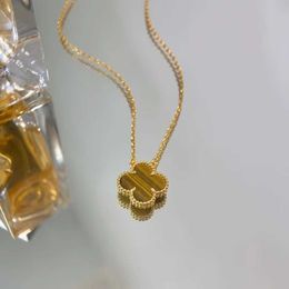 Designer 925 Sterling Silver Van Clover Necklace Plated with 18K Gold Tiger Eye Stone Lucky Grass Pendant and Collar Chain