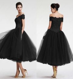 Gothic Black Short Prom Dresses 2020 New Ball Gown Tea Length Offtheshoulder Lace Tulle Formal Evening Dress Party Gowns2207483