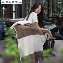 Blankets Beige Hairy Bed Sofa Blanket Wearable Women Scarf Throws Elegant Two Color Plaid Super Soft Gray Khaki Patchwork